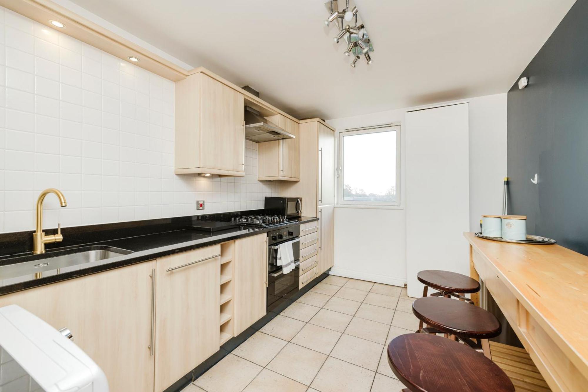 Joivy Stylish Apartment With Balcony In Old Town Edinburgh Exterior photo