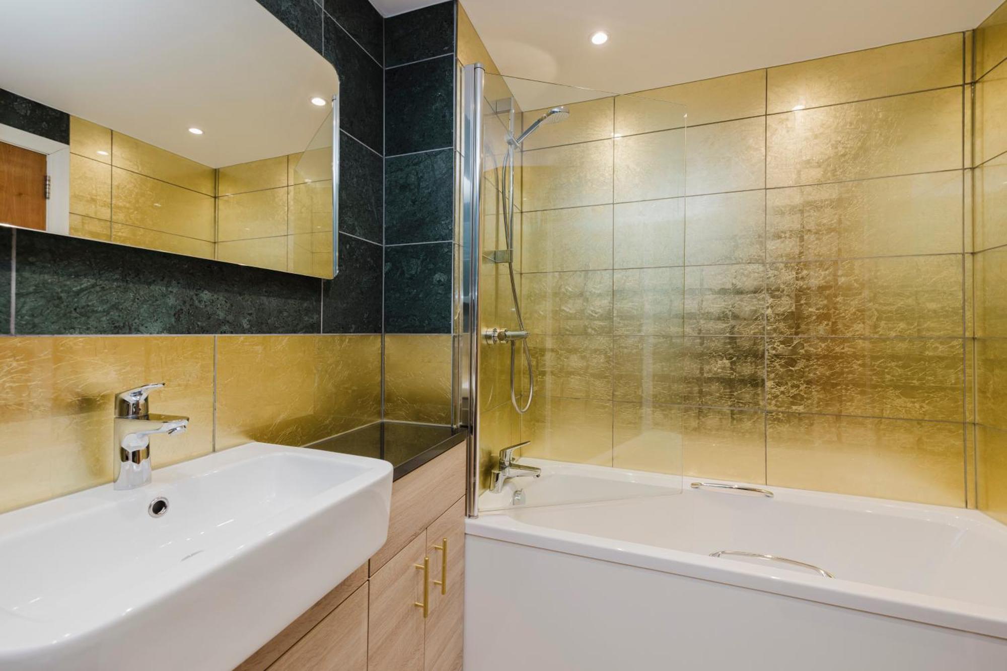 Joivy Stylish Apartment With Balcony In Old Town Edinburgh Exterior photo