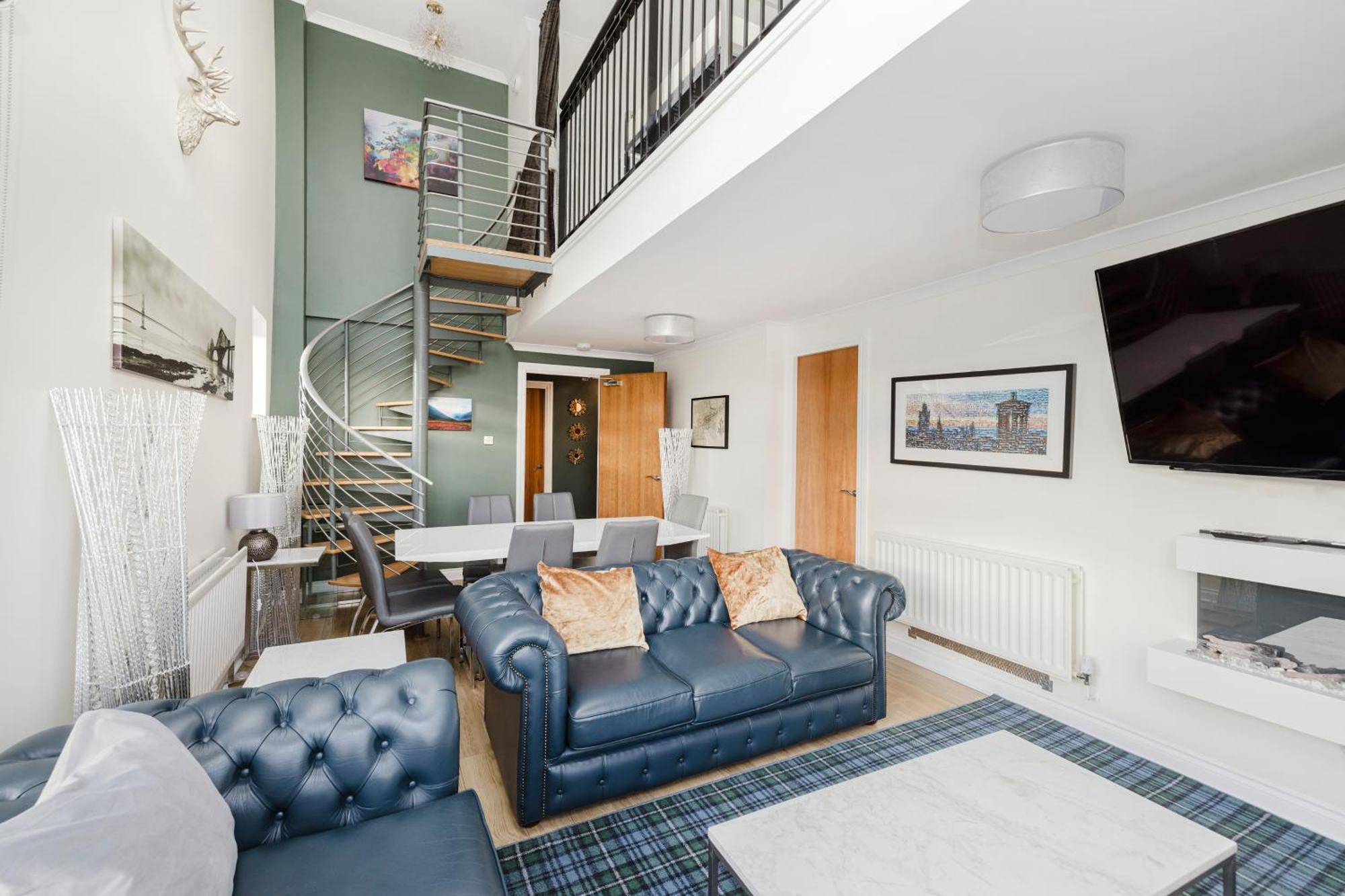 Joivy Stylish Apartment With Balcony In Old Town Edinburgh Exterior photo